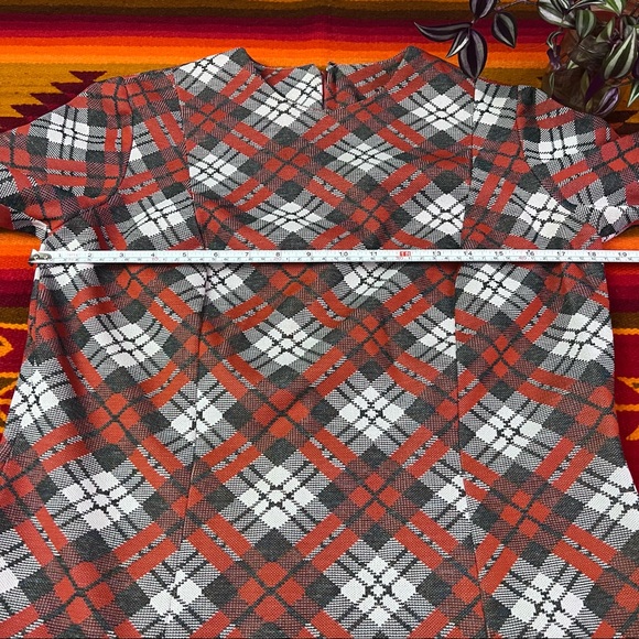 Vintage mod plaid dress - Picture 3 of 5